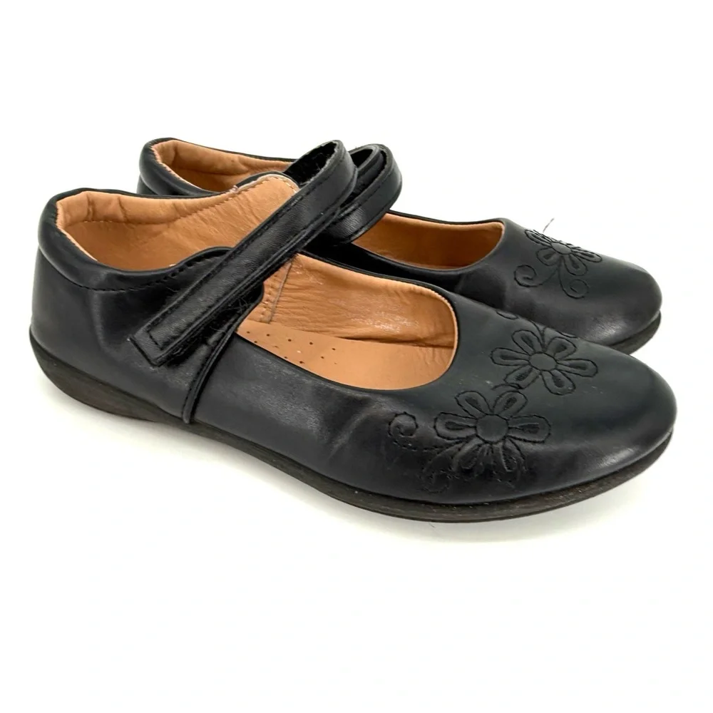 Black Mary Jane Shoes with Floral Design
